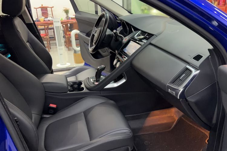 Used Jaguar E-PACE 2018 P200 S China VI Interior 4
