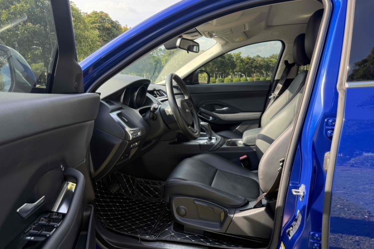 Used Jaguar E-PACE 2018 P200 China VI Interior 5