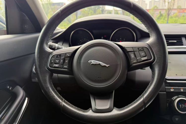 Used Jaguar E-PACE 2018 P200 S China VI Interior 7