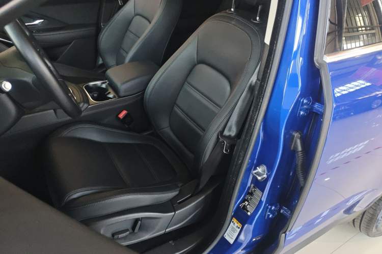 Used Jaguar E-PACE 2018 P200 S China VI Left Front Seat