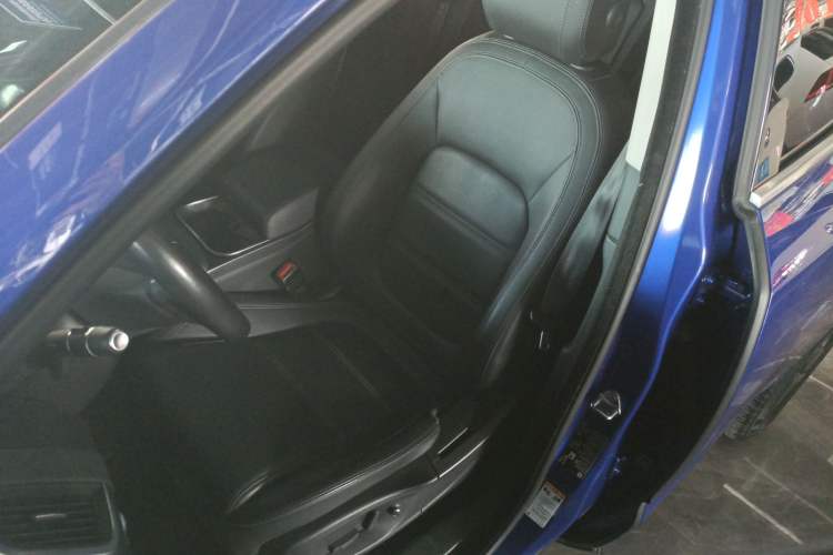 Used Jaguar E-PACE 2018 P200 S China VI Left Front Seat
