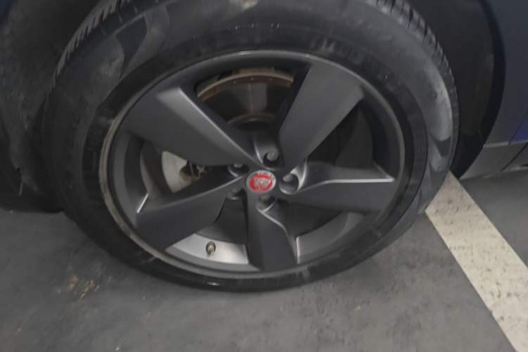 Used Jaguar E-PACE 2018 P200 S China VI Left Front Wheel Hub
