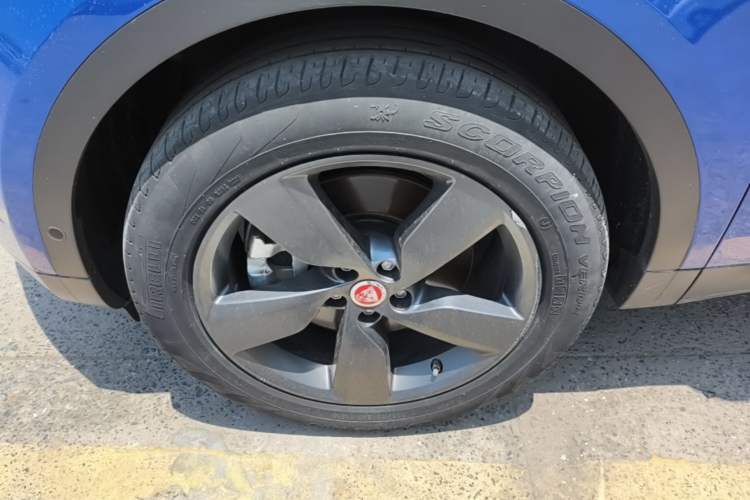 Used Jaguar E-PACE 2018 P250 S China VI Left Front Wheel Hub