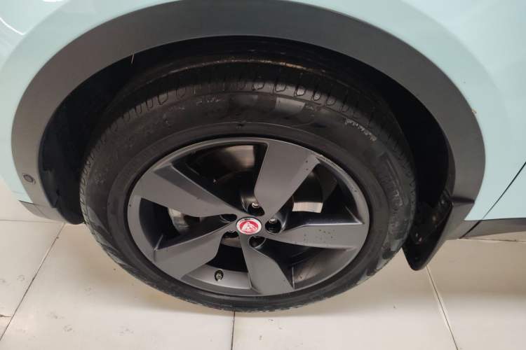 Used Jaguar E-PACE 2018 P250 S China VI Left Front Wheel Hub