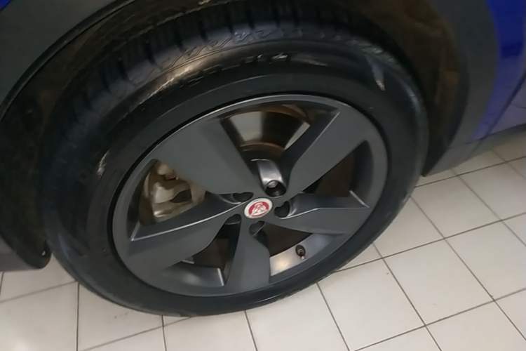 Used Jaguar E-PACE 2018 P250 S China VI Left Front Wheel Hub