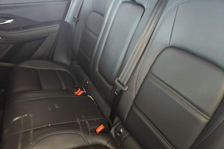 Used Jaguar E-PACE 2018 P250 S China VI Left Rear Seat
