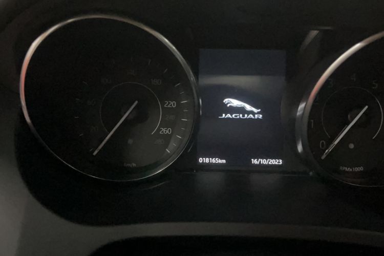 Used Jaguar E-PACE 2018 P250 S China VI Odometer Close Up