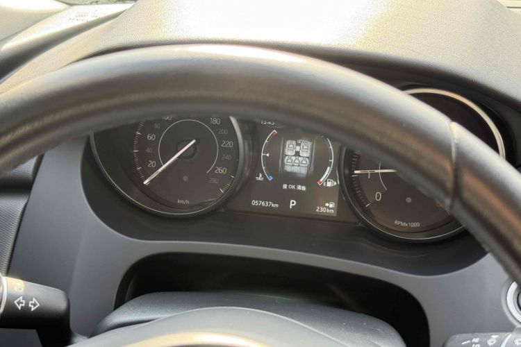 Used Jaguar E-PACE 2018 P200 China VI Odometer Close Up