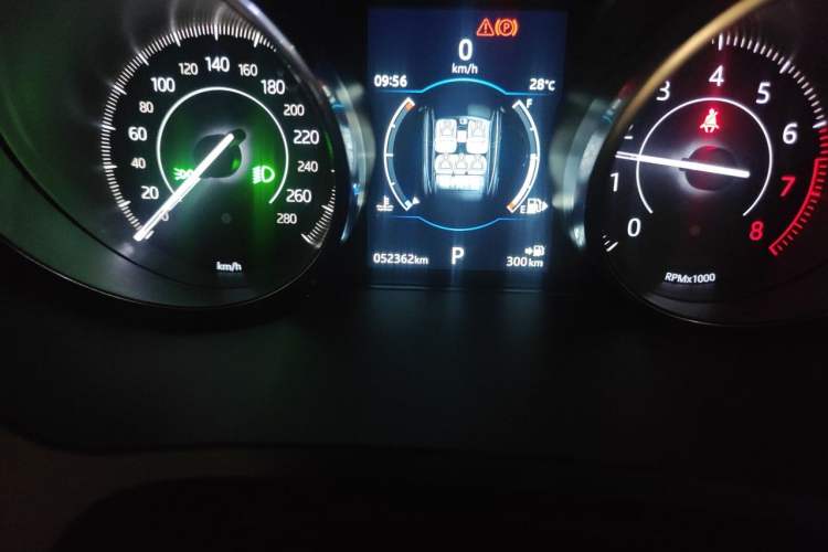 Used Jaguar E-PACE 2018 P200 China VI Odometer Close Up
