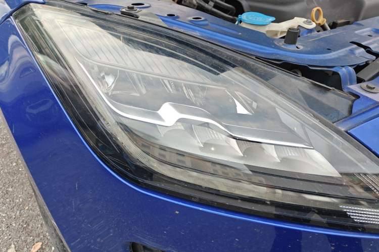 Used Jaguar E-PACE 2018 P250 S China VI Right Front Headlight