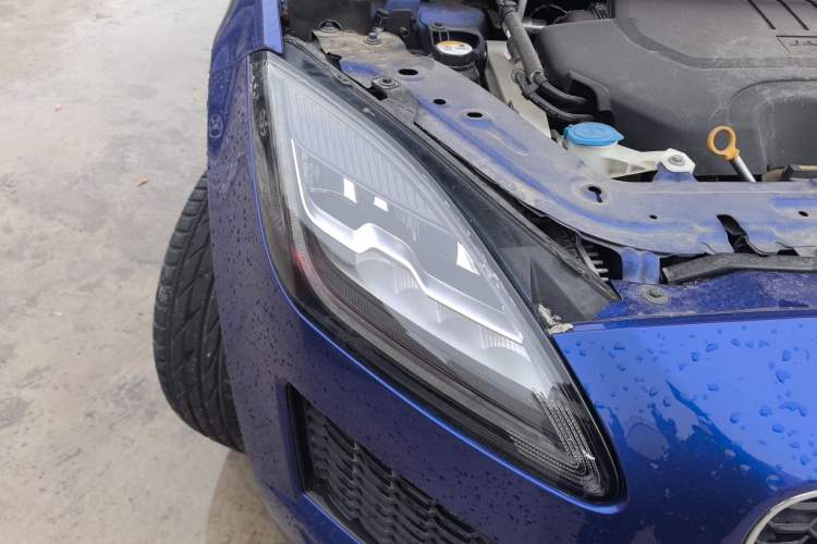 Used Jaguar E-PACE 2018 P250 S China VI Right Front Headlight