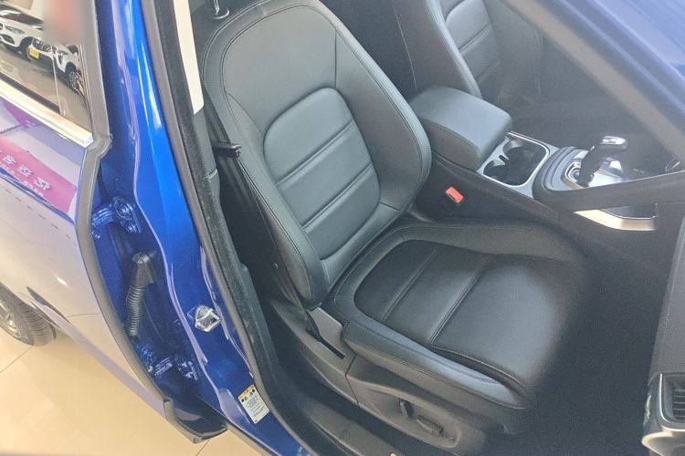 Used Jaguar E-PACE 2018 P200 S China VI Right Front Seat