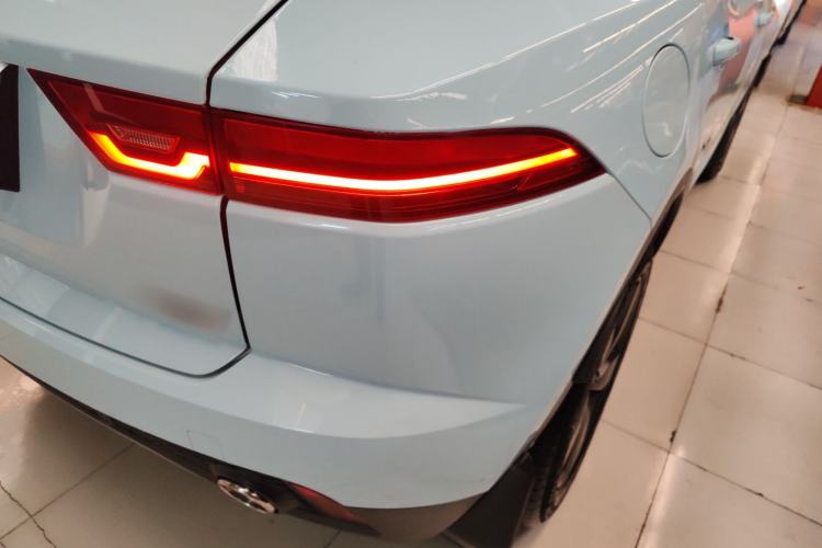 Used Jaguar E-PACE 2018 P250 S China VI Right Rear Taillight