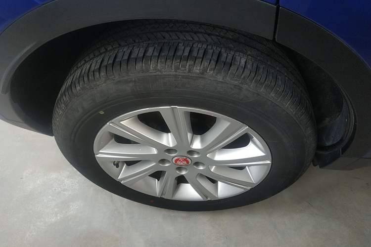 Used Jaguar E-PACE 2018 P200 China V Standard Right Rear Wheel Hub