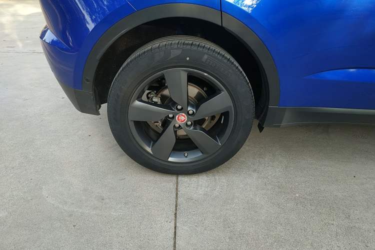Used Jaguar E-PACE 2018 P200 S China VI Right Rear Wheel Hub