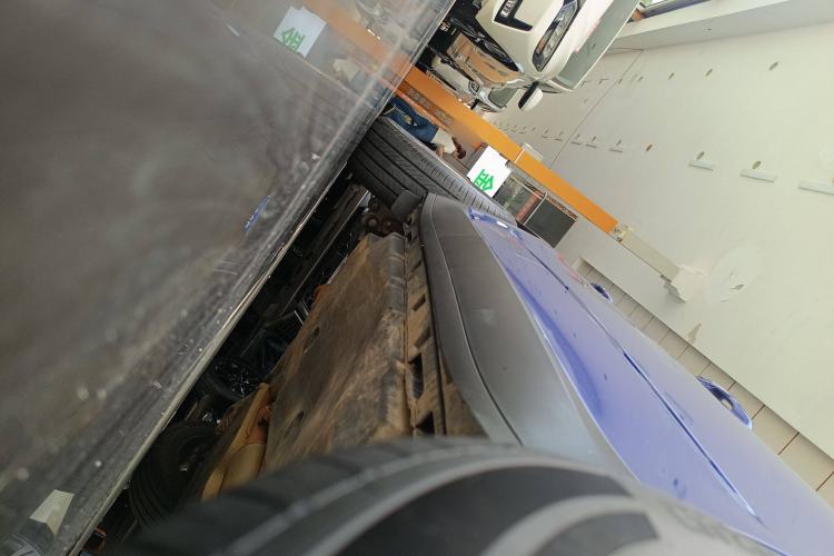 Used Jaguar E-PACE 2018 P250 SE China VI Right Side Sill