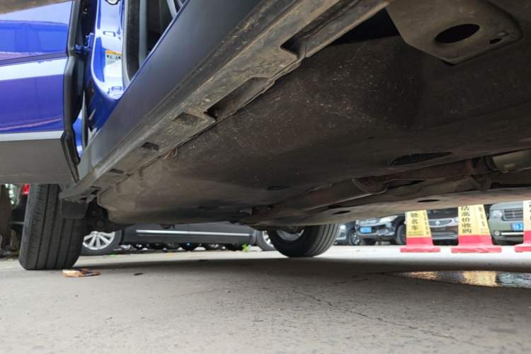 Used Jaguar E-PACE 2018 P200 S China V-standard Right Side Sill