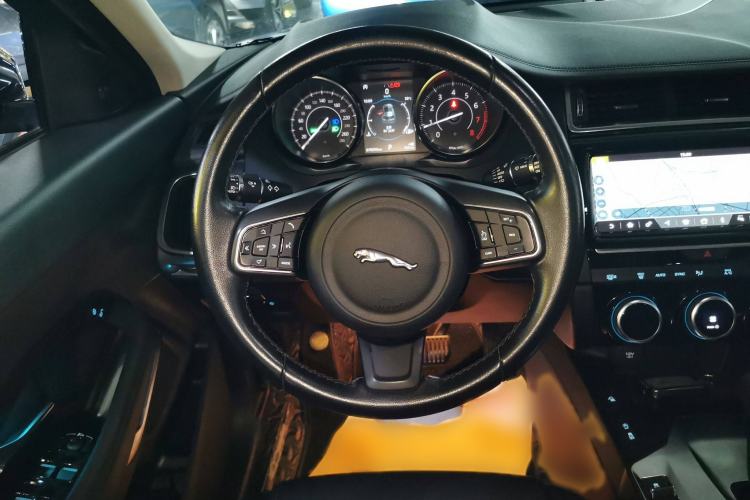 Used Jaguar E-PACE 2018 P200 S China VI Steering Wheel