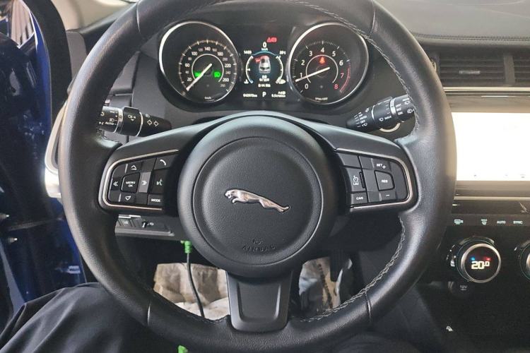 Used Jaguar E-PACE 2018 P200 S China VI Steering Wheel