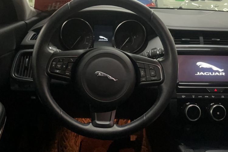 Used Jaguar E-PACE 2018 P250 S China VI Steering Wheel
