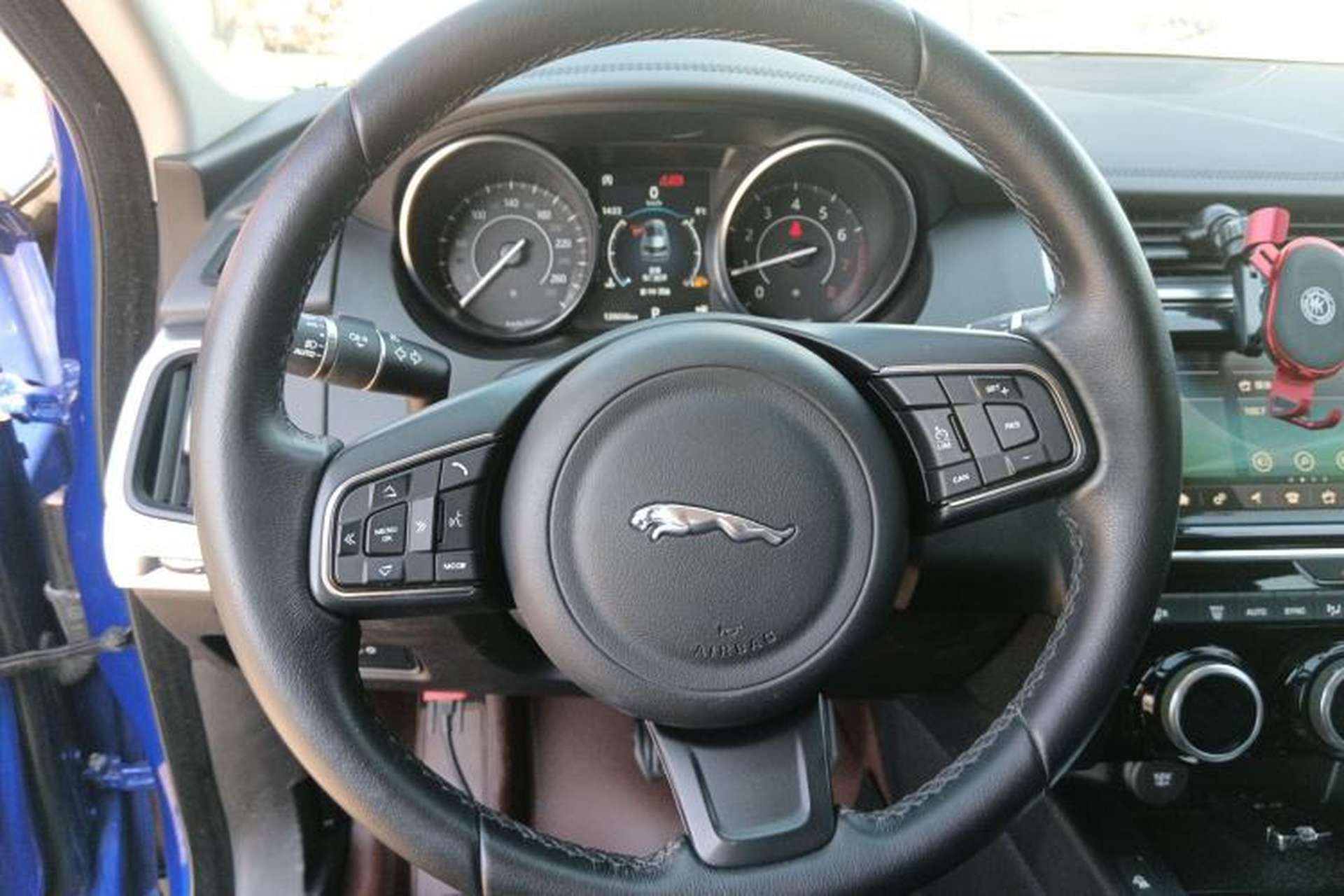Used Jaguar E-PACE 2018 P200 S China VI Steering Wheel