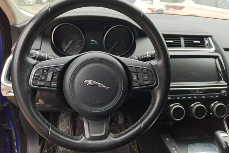 Used Jaguar E-PACE 2018 P200 S China V-standard Steering Wheel