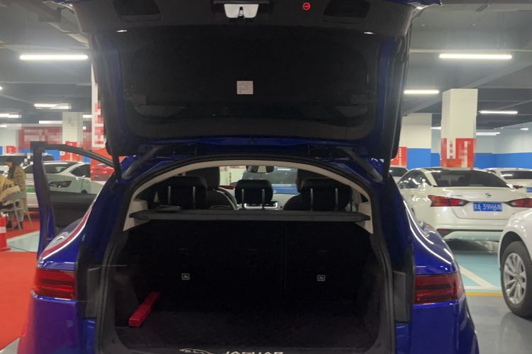 Used Jaguar E-PACE 2018 P250 S China VI Trunk