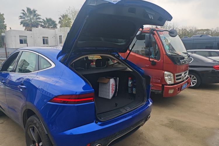 Used Jaguar E-PACE 2018 P250 S China VI Trunk