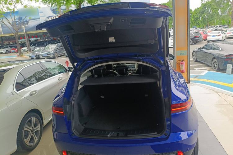 Used Jaguar E-PACE 2018 P250 SE China VI Trunk