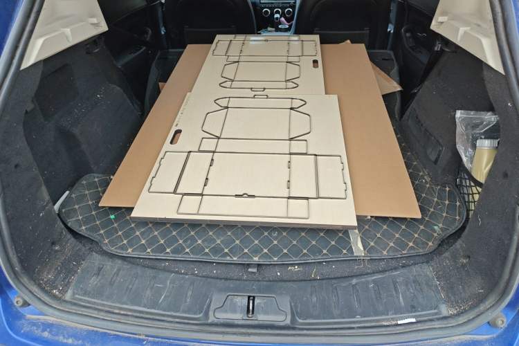 Used Jaguar E-PACE 2018 P250 S China VI Trunk