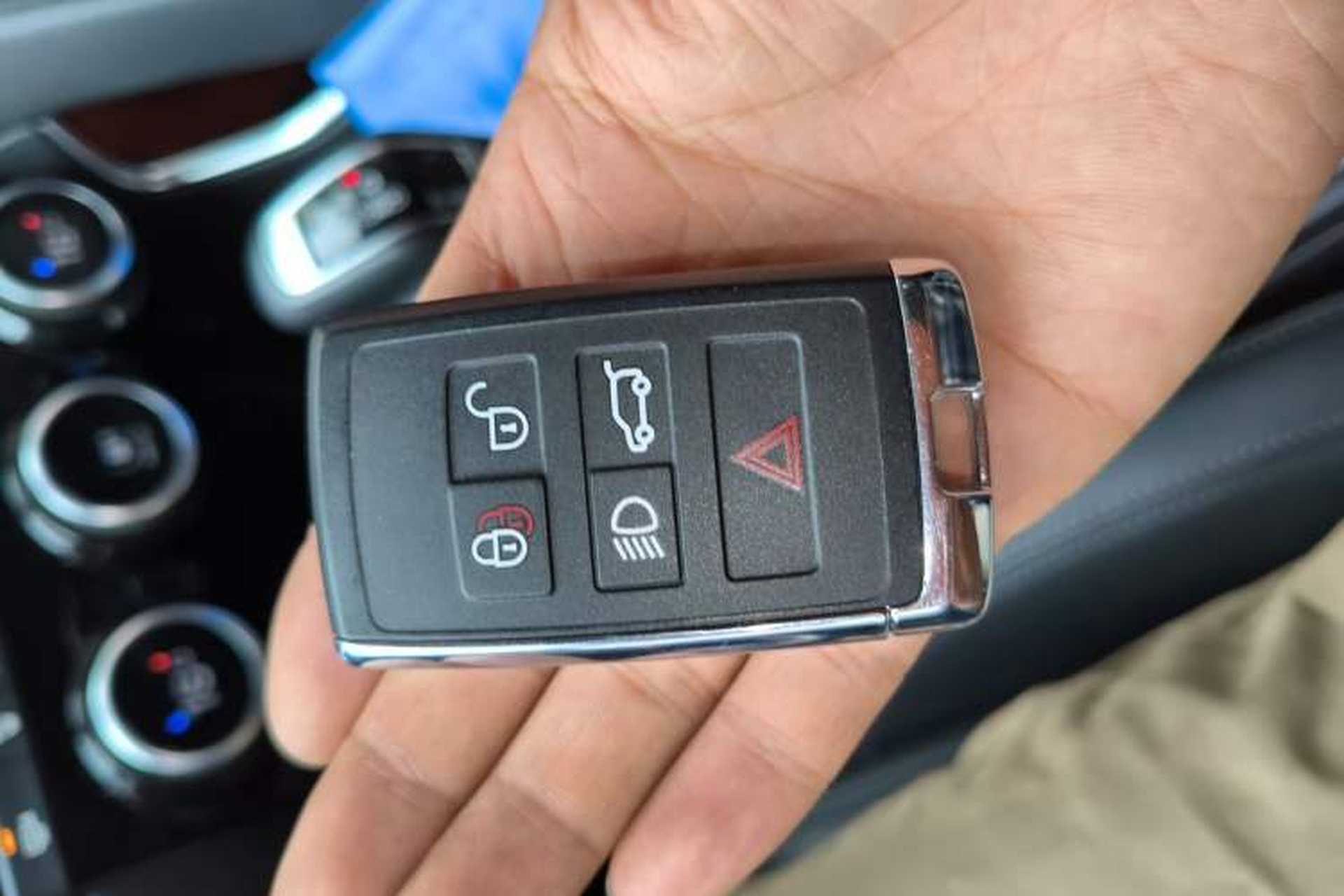Used Jaguar E-PACE 2018 P200 S China VI Vehicle Key