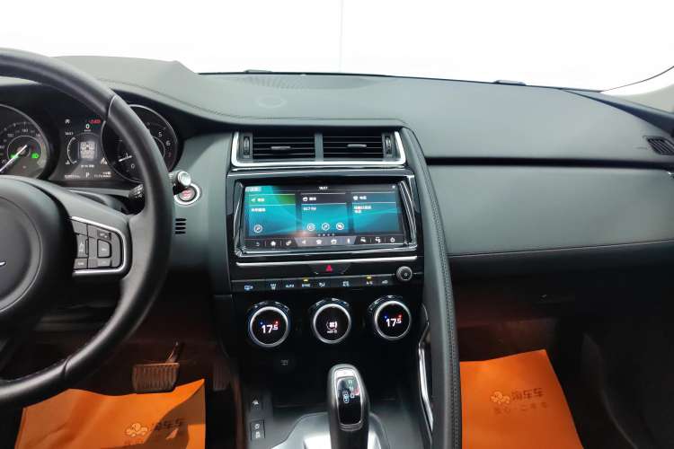 Used Jaguar E-PACE 2018 P200 S China VI Audio And AC Panel