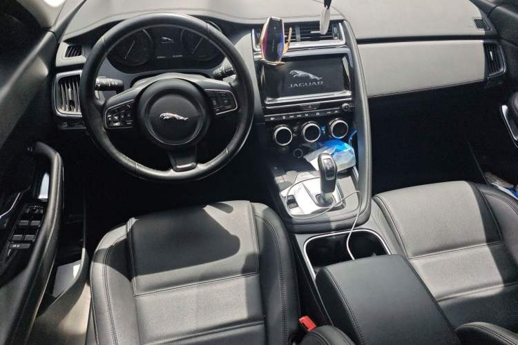 Used Jaguar E-PACE 2018 P200 S China V-standard Center Console