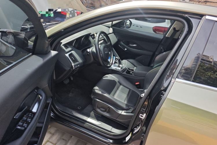 Used Jaguar E-PACE 2018 P200 S China V-standard Driver Seat