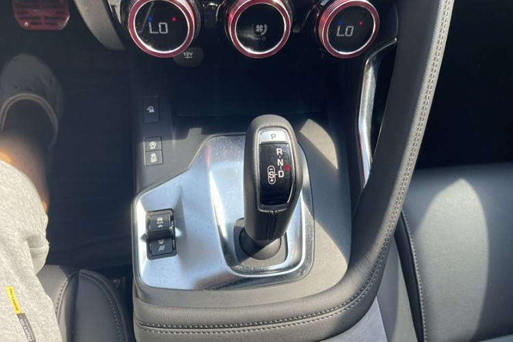 Used Jaguar E-PACE 2018 P200 China V Standard Interior 10