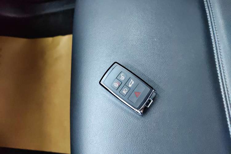 Used Jaguar E-PACE 2018 P200 S China VI Vehicle Key