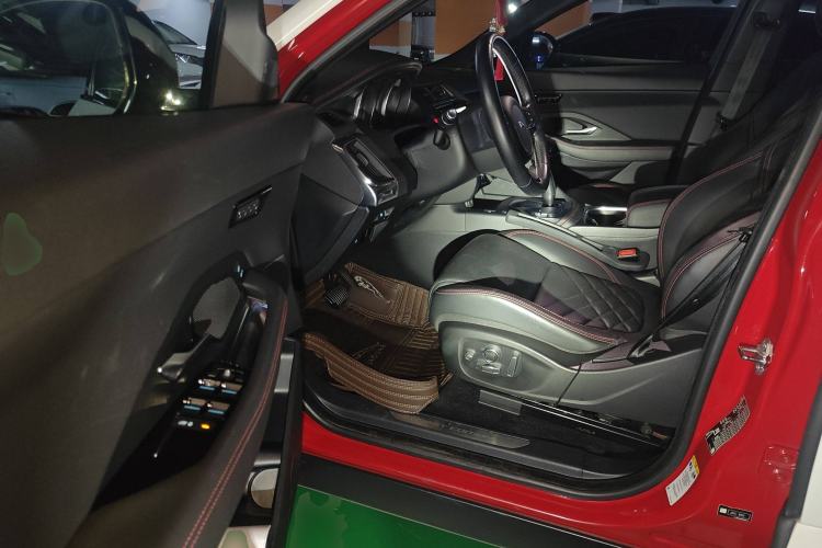 Used Jaguar E-PACE 2018 P200 First Edition Limited Edition China V Standard Driver Seat