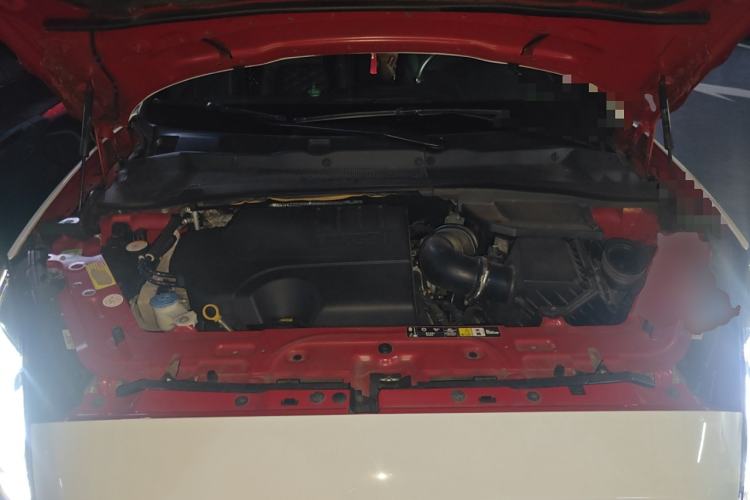 Used Jaguar E-PACE 2018 P200 First Edition Limited Edition China V Standard Engine Bay