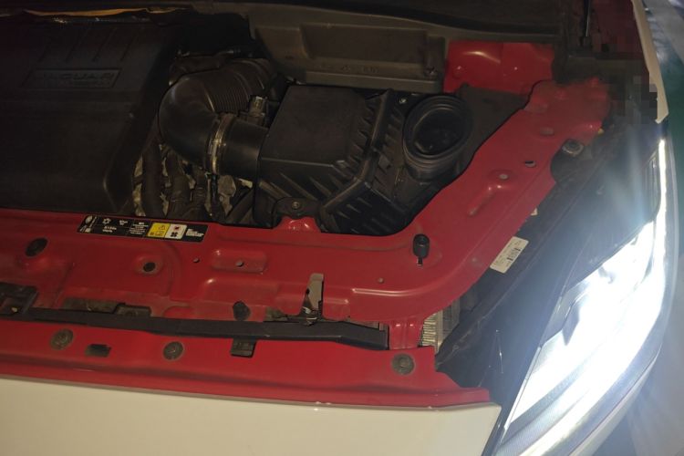 Used Jaguar E-PACE 2018 P200 First Edition Limited Edition China V Standard Engine Bay Left