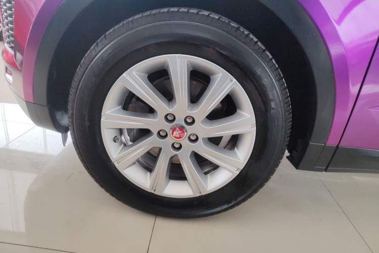 Used Jaguar E-PACE 2018 P200 China V Standard Left Front Wheel Hub