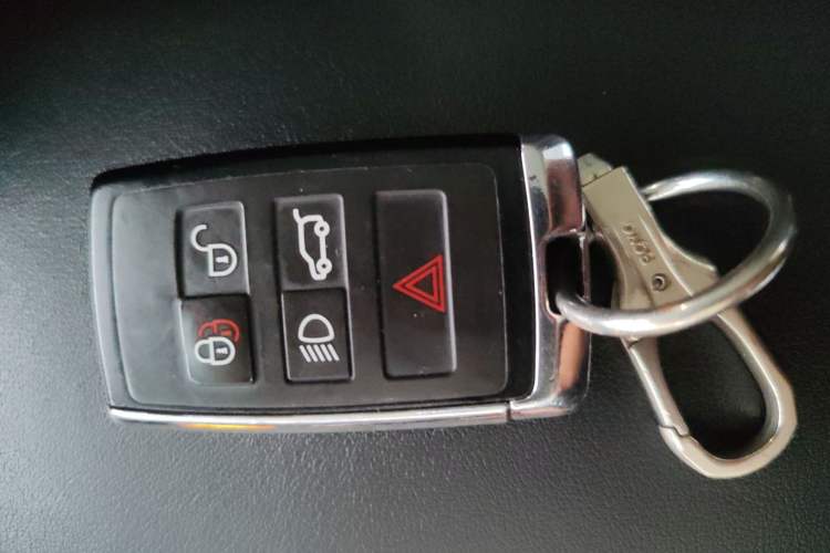 Used Jaguar E-PACE 2018 P200 China V Standard Vehicle Key