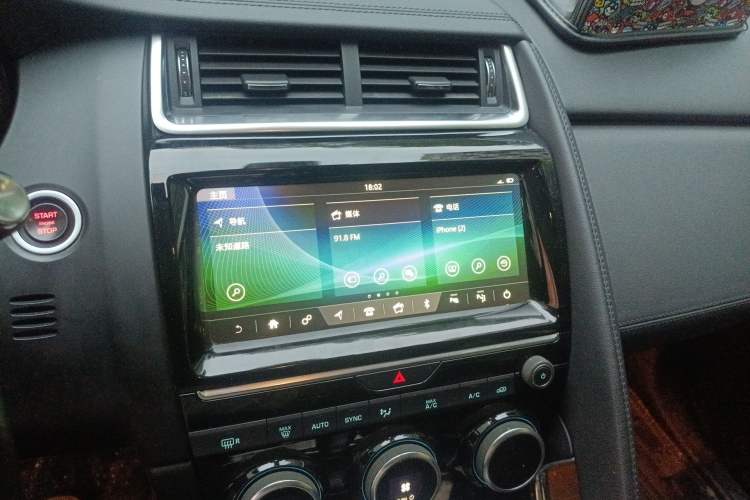 Used Jaguar E-PACE 2018 P200 S China VI Audio And AC Panel