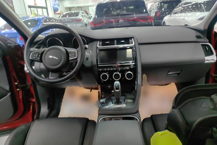 Used Jaguar E-PACE 2018 P200 S China VI Center Console