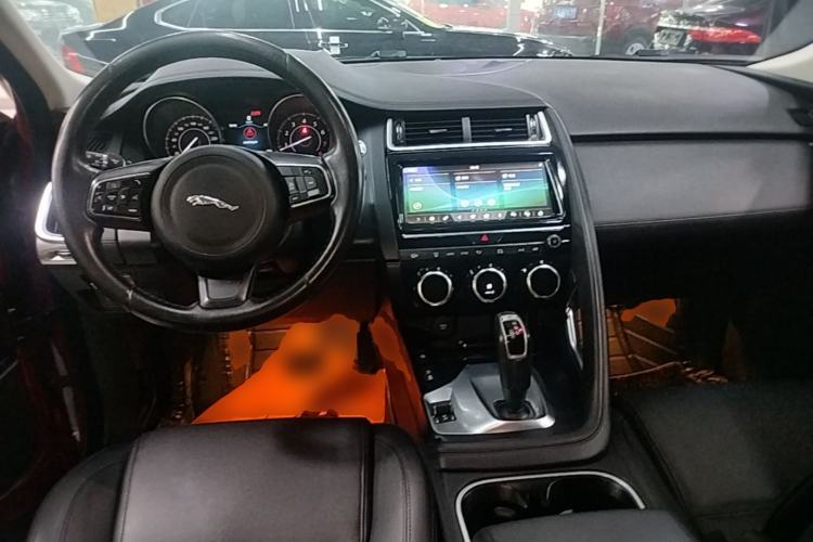 Used Jaguar E-PACE 2018 P200 S China VI Center Console