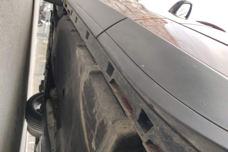 Used Jaguar E-PACE 2018 P250 HSE China V Standard Chassis Rear Left