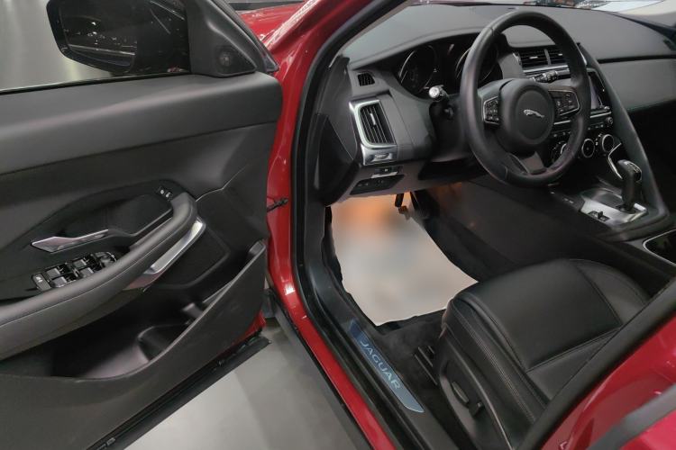 Used Jaguar E-PACE 2018 P200 S China VI Driver Seat