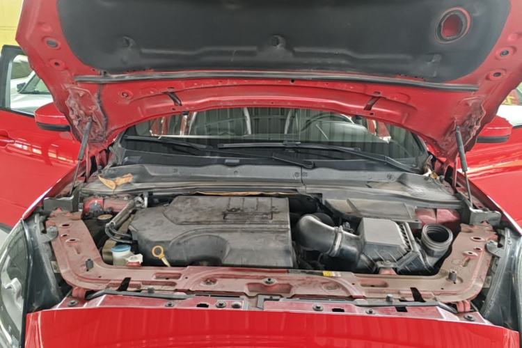 Used Jaguar E-PACE 2018 P200 First Edition Limited Edition China V Standard Engine Bay