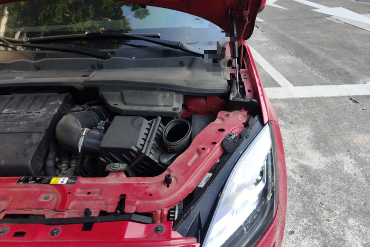 Used Jaguar E-PACE 2018 P200 First Edition Limited Edition China V Standard Engine Bay Left
