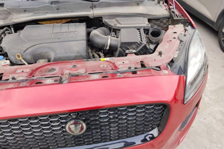 Used Jaguar E-PACE 2018 P250 HSE China V Standard Engine Bay Left