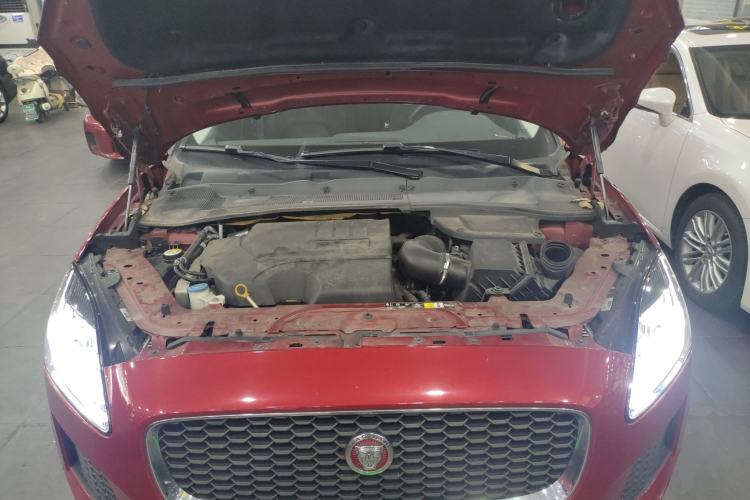 Used Jaguar E-PACE 2018 P200 S China VI Engine Bay